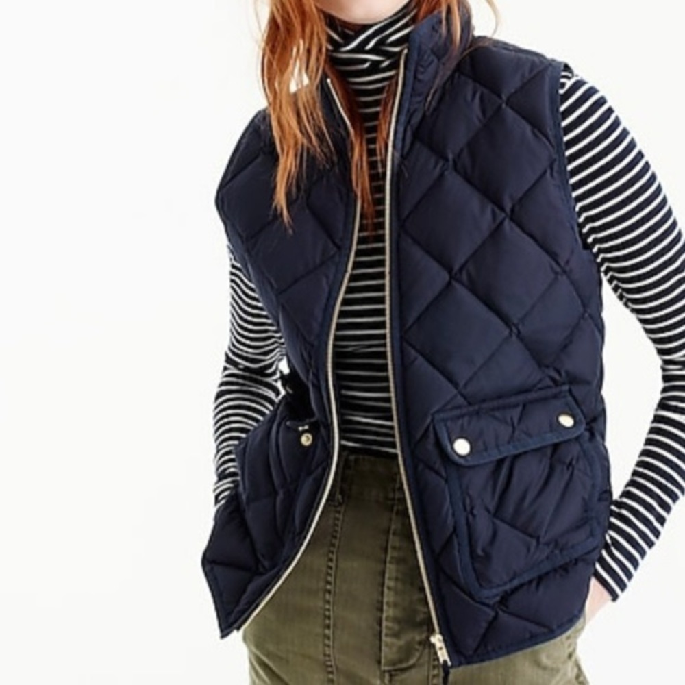 J crew adorable preppy puffer vest, gold details